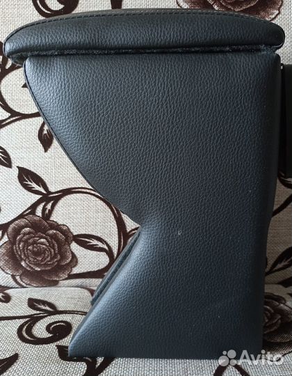 Каркасные сетки на она, подлокотник