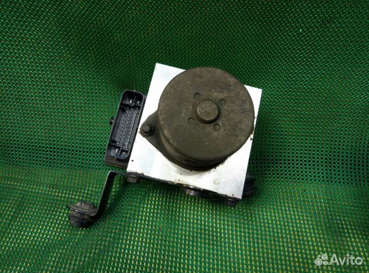 Блок ABS (насос) Audi Q3/RS Q3