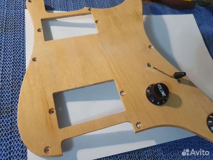 Пикгард на stratocaster hh с электроникой