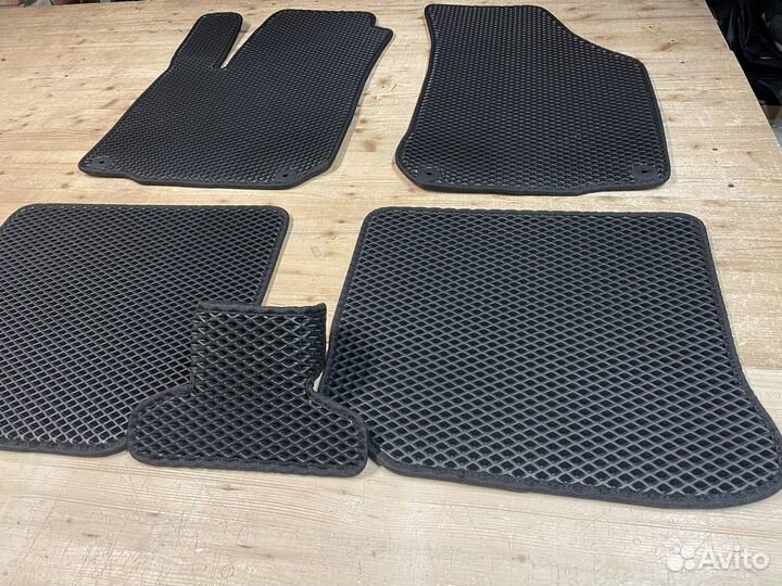 Автоковрики EVA Volkswagen Golf 1997-2006