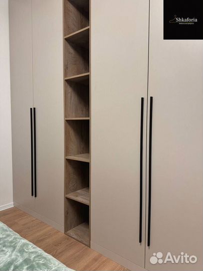 Распашной шкаф на заказ