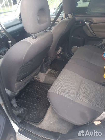 Toyota RAV4 2.0 МТ, 2005, 308 000 км