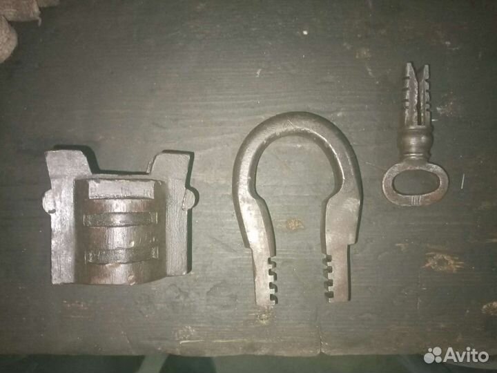 Продаю замок