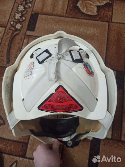 Вратарский шлем sr
