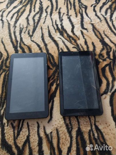 Планшеты 2 шт