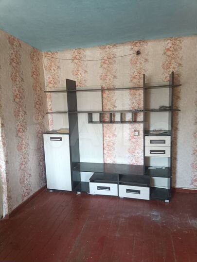 2-к. квартира, 40 м², 1/2 эт.