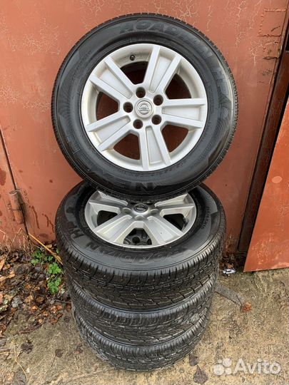 Nexen Roadian HP 215/65 R16