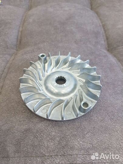 Щека шкив вариатора Stels 300 B