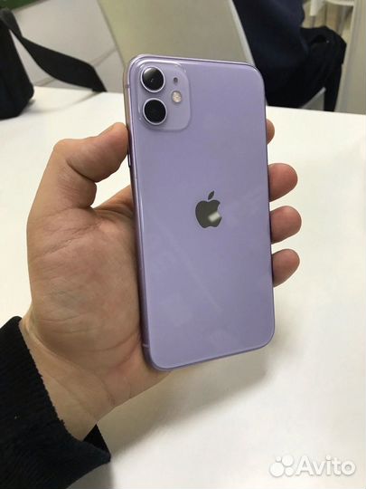 iPhone 11, 64 ГБ
