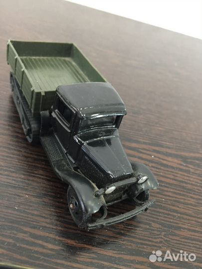 Газ 60 СССР 1:43 Гусеницы