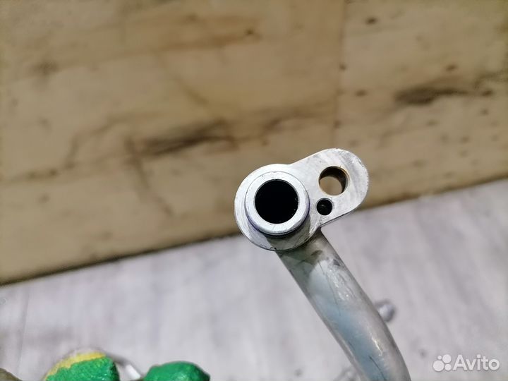 Трубка кондиционера VW Passat B6 2005-2010