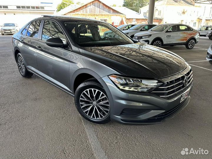 Volkswagen Jetta, 2020
