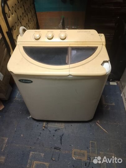 Стиральная машина с отжимом полуавтомат