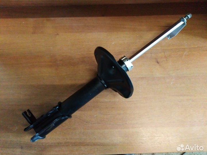 Амортизатор подвески задний левый Hyundai Accent