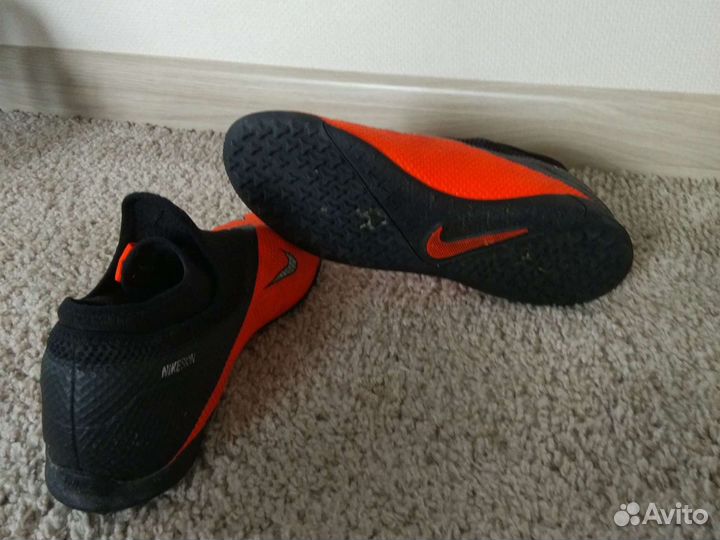 Бутсы(сороконожки) Nike phantom vision 2 academy d