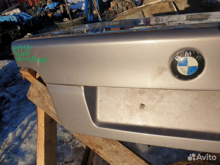 Крышка дверь багажника BMW 5 series E39 бмв Седан