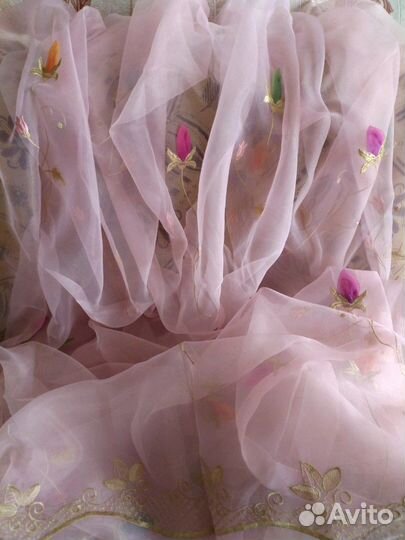 Много штор: гардины, тюль и пр