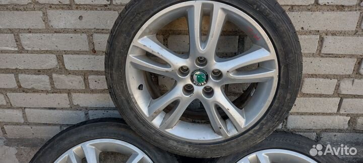 Комплект колес Skoda Fabia на 16