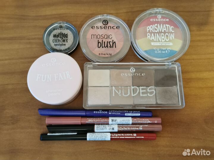 Набор косметики essence