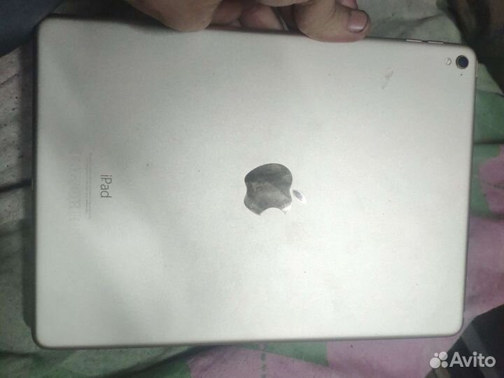 iPad pro 9.7