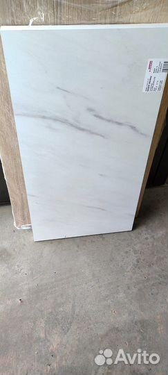 Столешницы разного размера и разных цветов