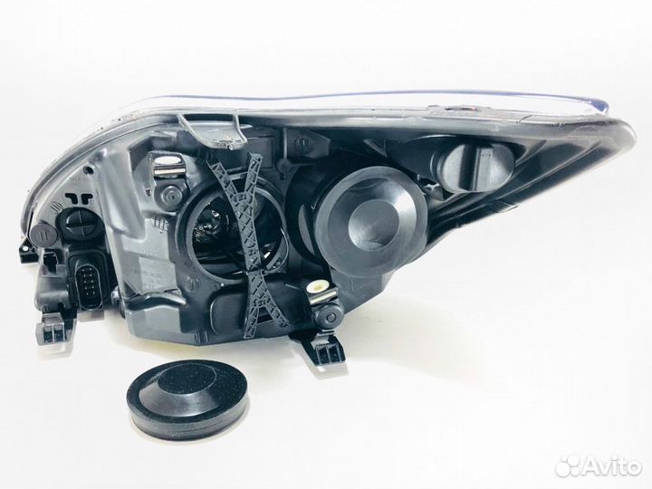 Фара правая Ford Focus 2 рестайлинг