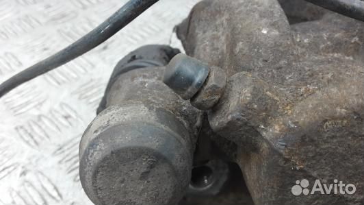 Суппорт тормозной передний правый mercedes benz vi