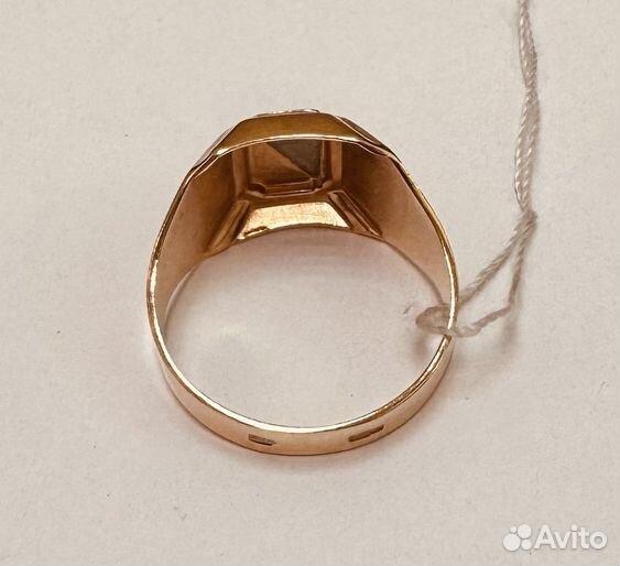 Печатка с синтетическим камнем Золото