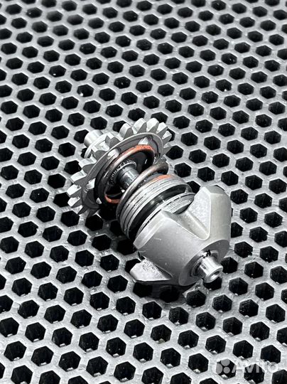 Механизм мощностного клапана Yamaha YZ 125