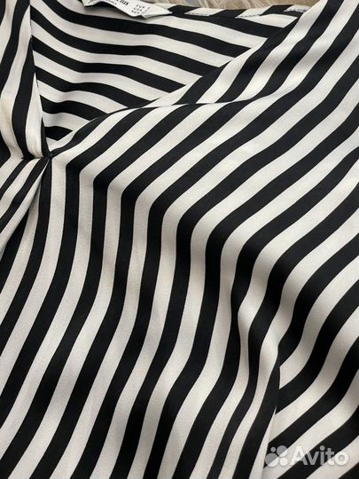 Блузка stradivarius