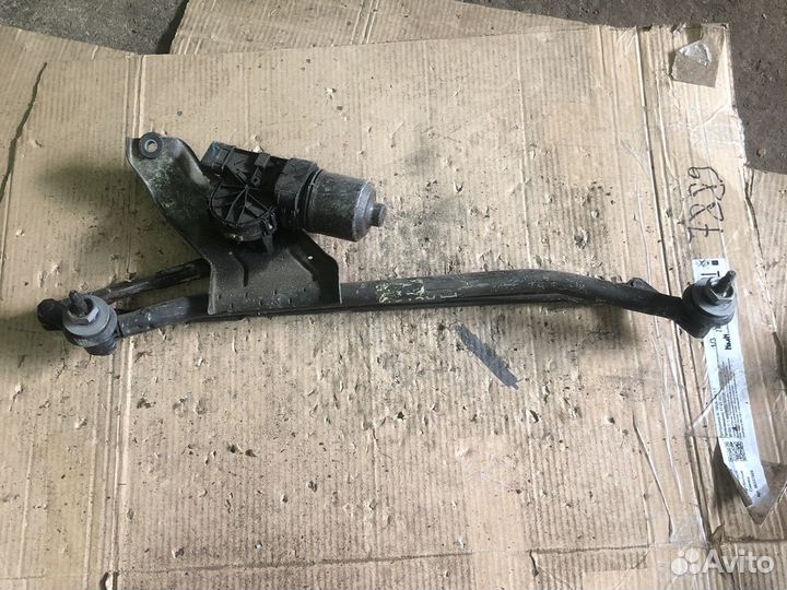 Renault duster трапеция стеклоочистителя