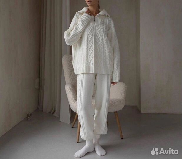 Костюм женский теплый