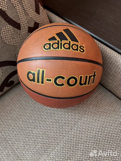 Футбольный мяч