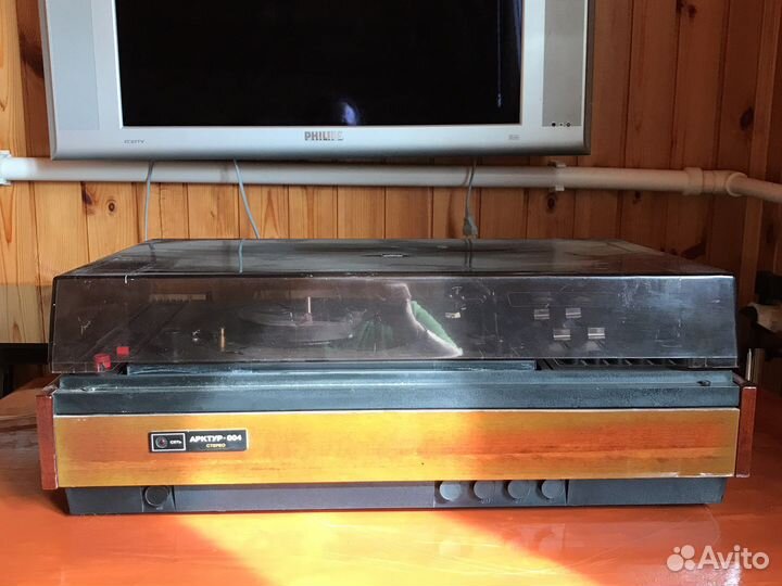 Виниловый проигрыватель арктур-004