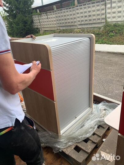 Стойка ресепшен