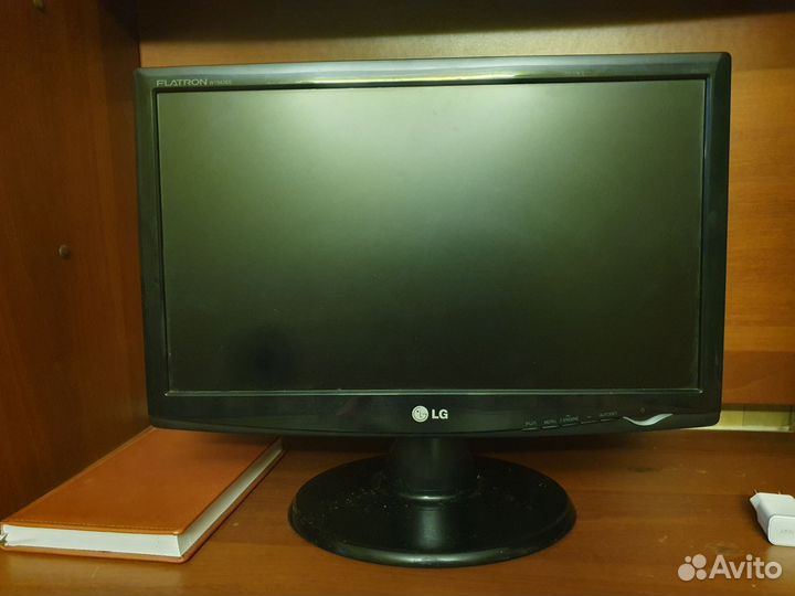Монитор LG flatron w1943ss