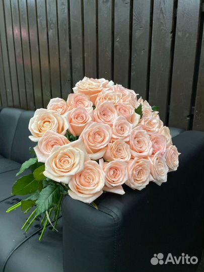 31 розовая роза 70 см