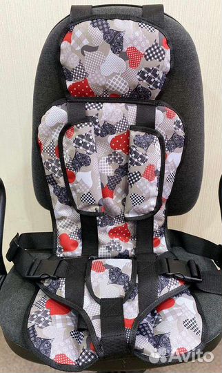 Автокресло бескаркасное детское