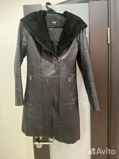 Натуральная кожаная куртка с капюшоном