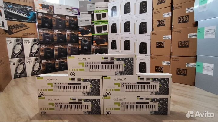Arturia KeyStep 37:миди контроллер Новый в Наличии