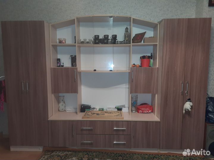 Стенка в гостиную бу