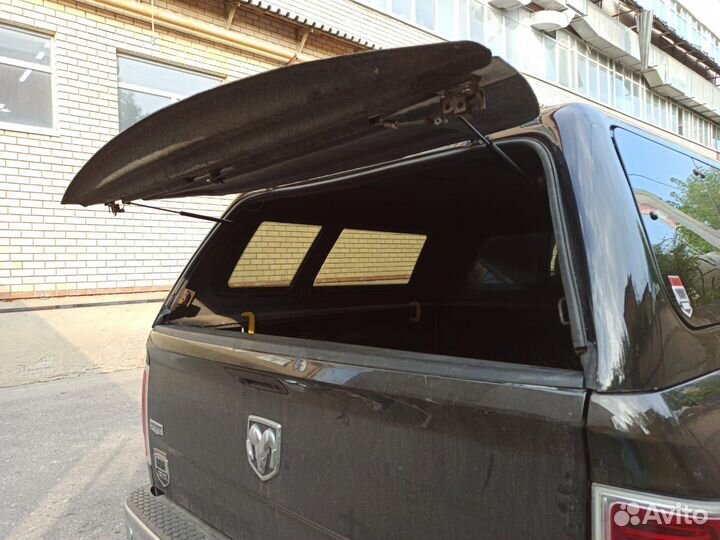 Стекло из стеклопластика для американских кунгов