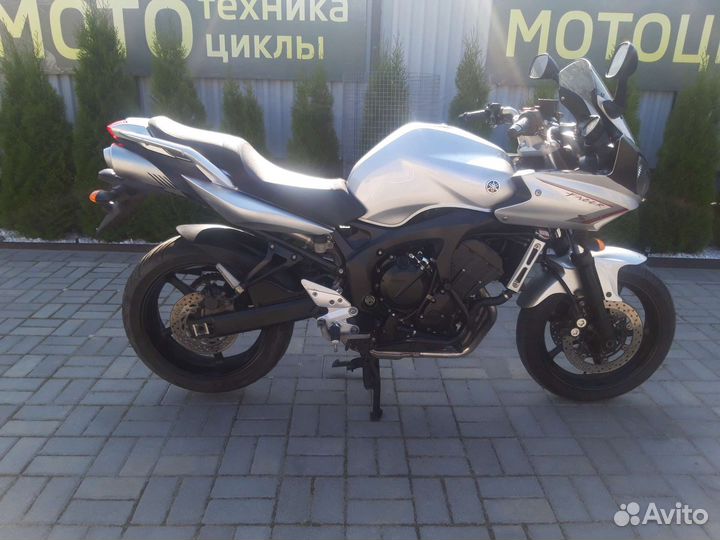 Yamaha FZ6S2