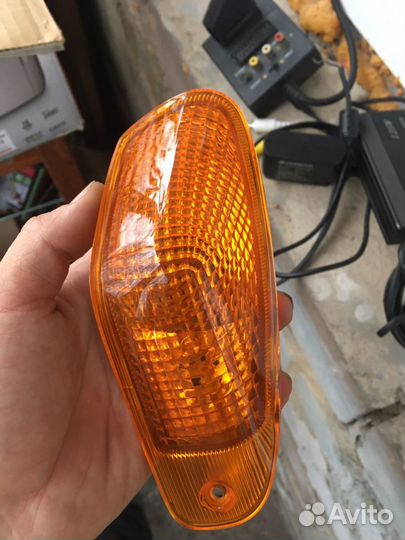 Поворотник zzr2