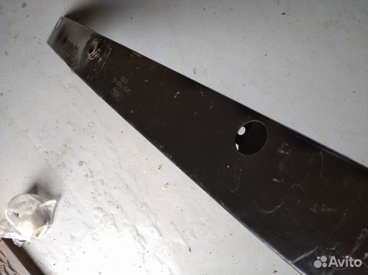 Усилитель бампера Range Rover Sport II L 494 2013