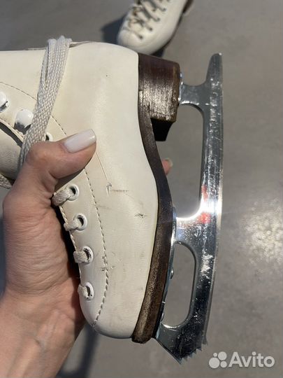 Фигурные коньки wifa 27