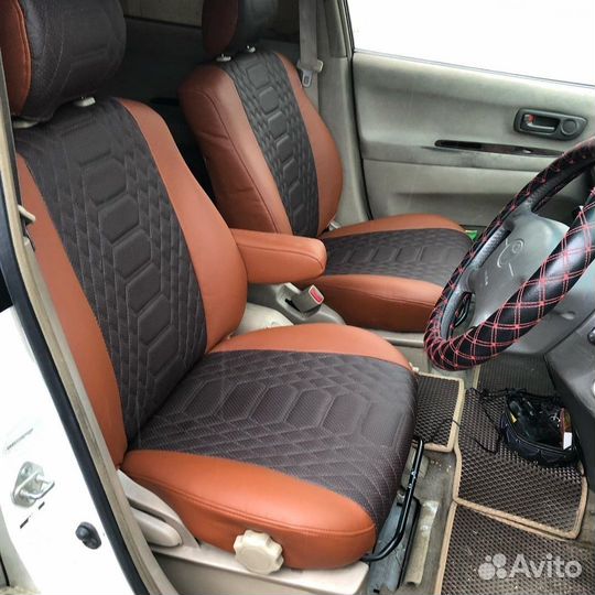 Авточехлы Toyota Noah 70