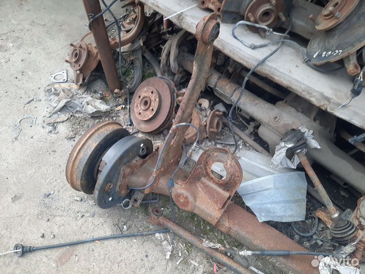 Балка задняя Mazda MPV 2 (LW) 2003