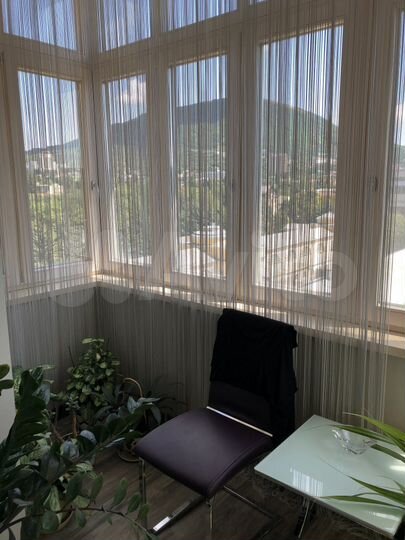 4-к. квартира, 140 м², 8/8 эт.