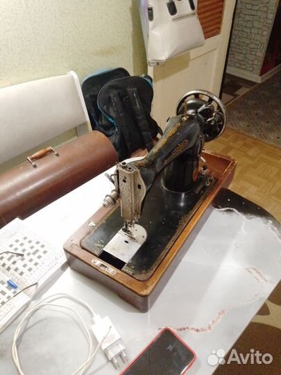 Швейная машина подольск ручная